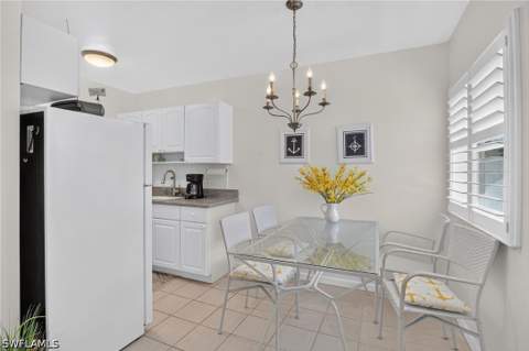 534 4th Ave S 3, Naples FL - photo 9 of 50