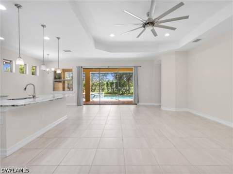 16382 Barclay Ct, Naples FL - photo 9 of 38