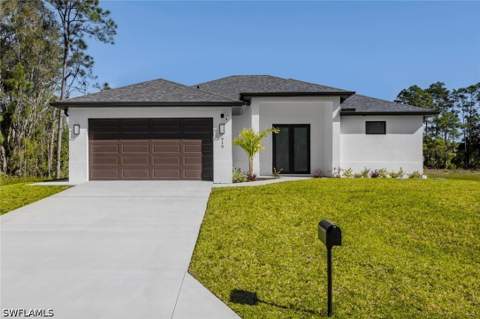 814 Anaconda Ave S, Lehigh Acres FL - photo 6 of 11
