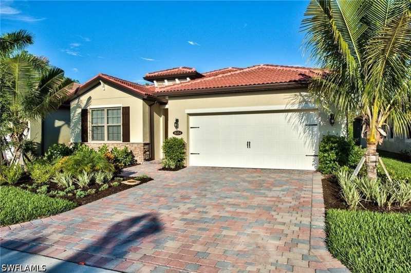 4 bedroom SingleFamilyResidence at 16354 Barclay Ct, Barrington Cove, Naples — photo 1