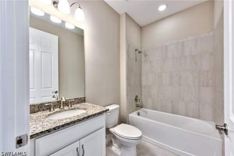16354 Barclay Ct, Naples FL - photo 19 of 29