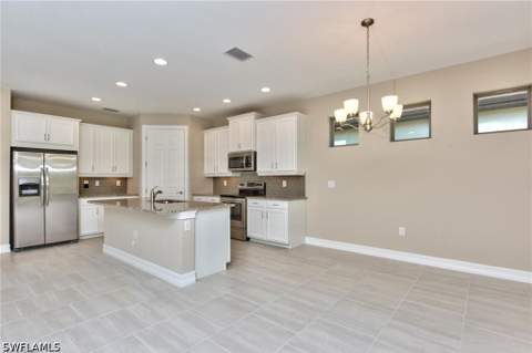 16354 Barclay Ct, Naples FL - photo 6 of 29