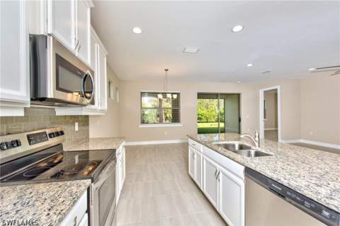 16354 Barclay Ct, Naples FL - photo 9 of 29