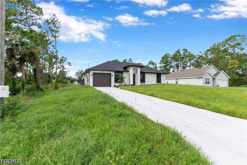 3 bedroom SingleFamilyResidence at 457 Woodman Dr, Lehigh Acres, Lehigh Acres — photo 3