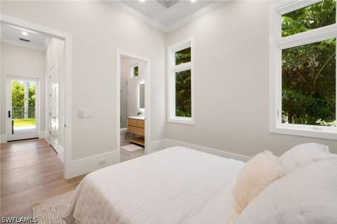 3280 Crayton Rd, Naples FL - photo 13 of 40