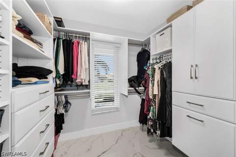 1276 Treasure Ct, Marco Island FL - photo 18 of 50