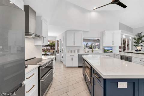 1276 Treasure Ct, Marco Island FL - photo 8 of 50