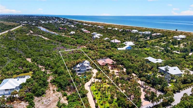 5 bedroom SingleFamilyResidence at 1828 Buckthorn Ln, Gulf Ridge Sub, Sanibel — photo 3