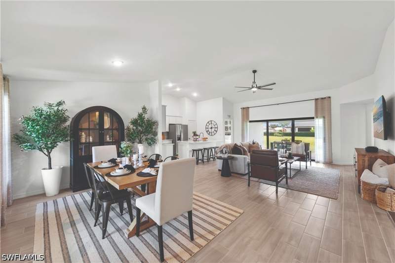 4 bedroom SingleFamilyResidence at 525 Willowbrook Dr, Lehigh Acres, Lehigh Acres — photo 2