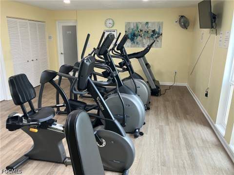 116 Gledhill Ct, Fort Myers FL - photo 15 of 32