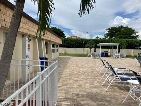 116 Gledhill Ct, Fort Myers FL - photo 9 of 32