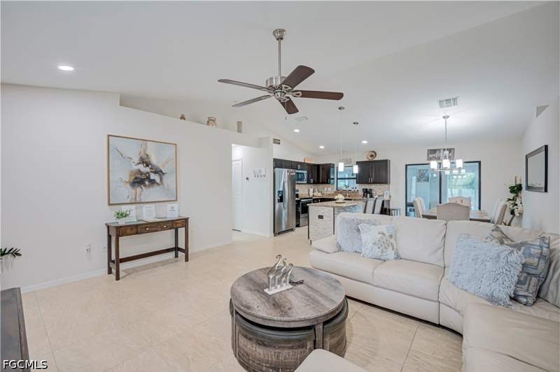 3 bedroom SingleFamilyResidence at 3803 18th St SW, Lehigh Acres, Lehigh Acres — photo 4