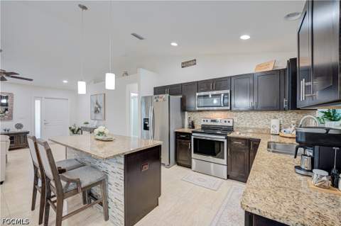 3803 18th St SW, Lehigh Acres FL - photo 9 of 31