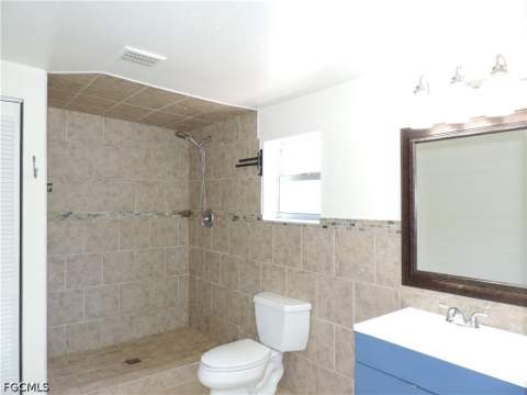 4481 Lagg Ave, Fort Myers FL - photo 9 of 16