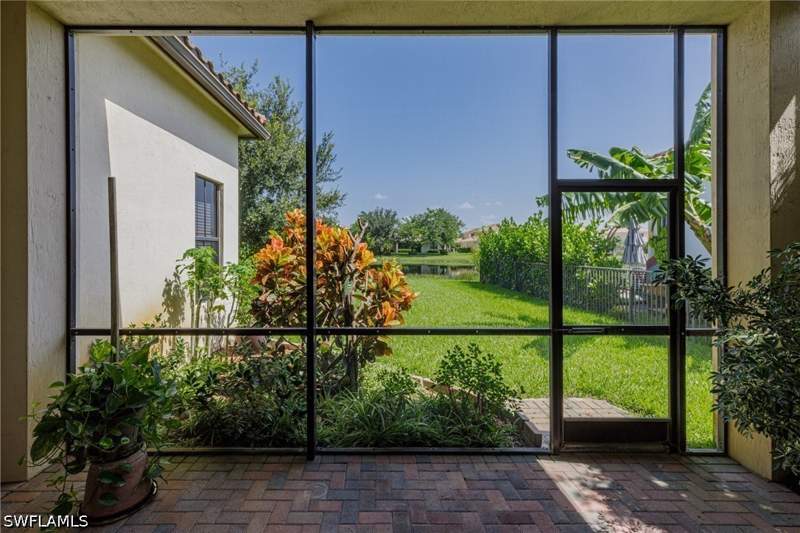 3 bedroom SingleFamilyResidence at 5275 Ferrari Ave, Maple Ridge, Ave Maria — photo 4