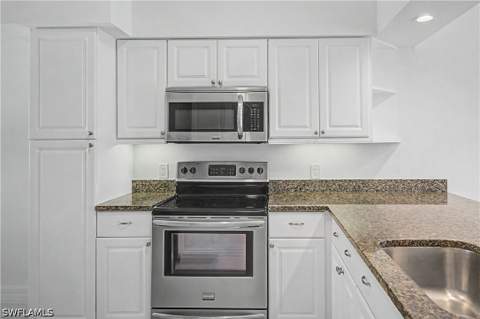 400 Fox Haven Dr 4307, Naples FL - photo 6 of 23
