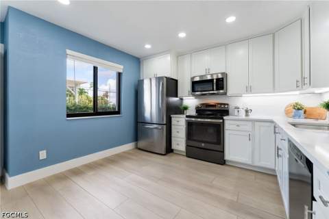 1016 SE 46th St 101, Cape Coral FL - photo 8 of 39