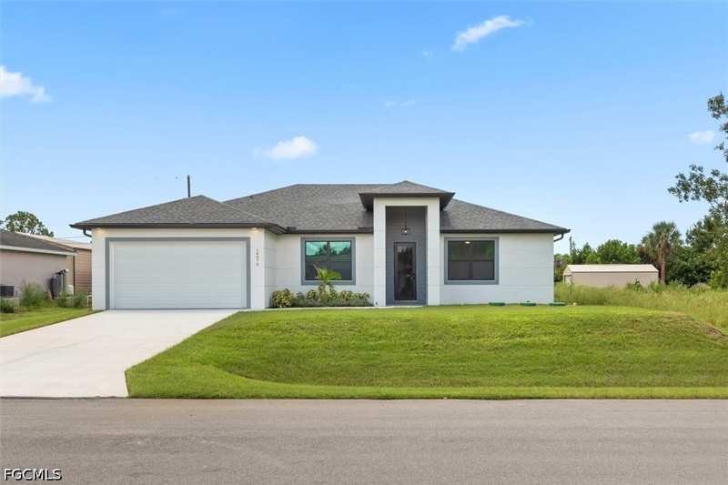 4 bedroom SingleFamilyResidence at 14070 Cedardale St, Buckingham Park, Fort Myers — photo 1