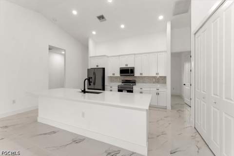 14070 Cedardale St, Fort Myers FL - photo 13 of 33