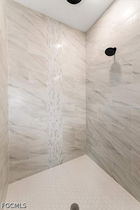 14070 Cedardale St, Fort Myers FL - photo 17 of 33