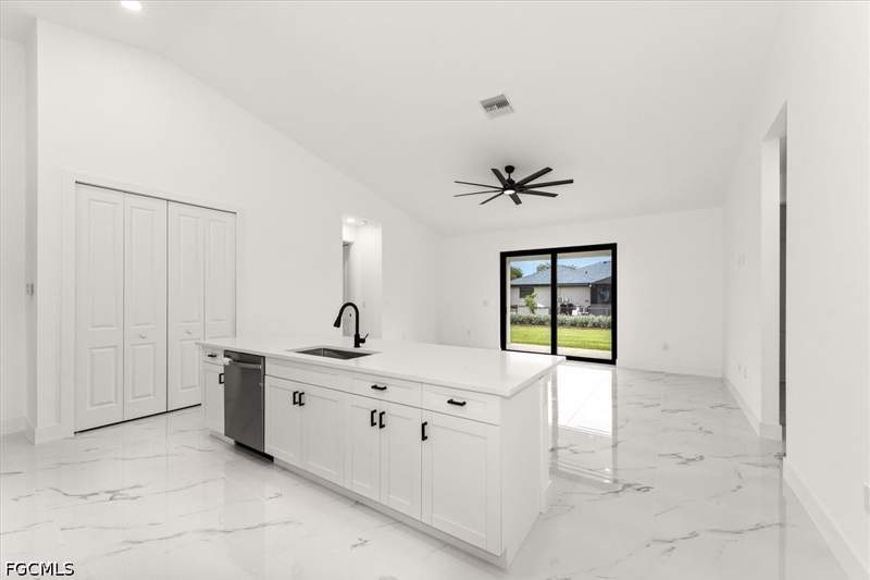 4 bedroom SingleFamilyResidence at 14070 Cedardale St, Buckingham Park, Fort Myers — photo 4