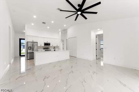 14070 Cedardale St, Fort Myers FL - photo 9 of 33