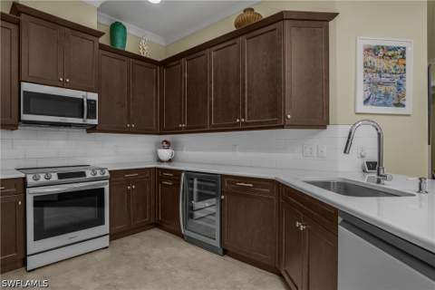 6913 Saona Ct, Naples FL - photo 14 of 49