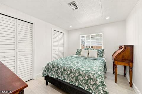 573 Hogan Dr, North Fort Myers FL - photo 12 of 24
