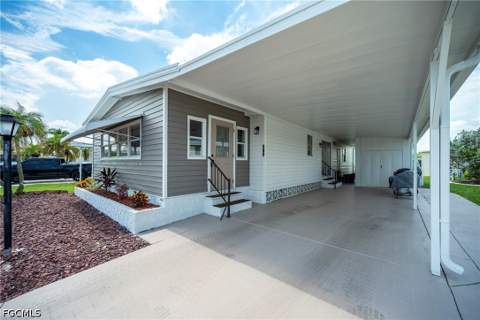 573 Hogan Dr, North Fort Myers FL - photo 20 of 24