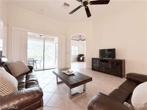 7903 Founders Cir, Naples FL - photo 16 of 40