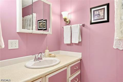 210 Sante Fe Trl, North Fort Myers FL - photo 16 of 36