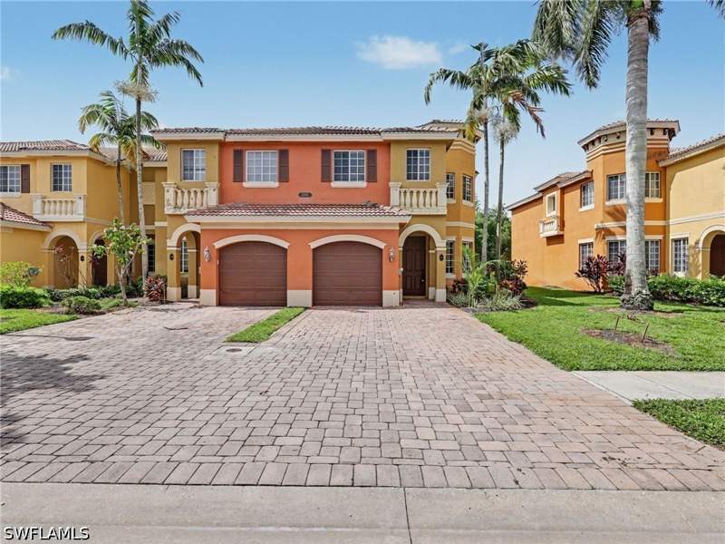 4 bedroom Townhouse at 10221 Olivewood Way 157, Copper Oaks, Estero — photo 5