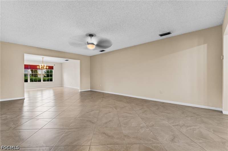 2 bedroom Attached at 1238 N Brandywine Cir, Brandywine, Fort Myers — photo 4