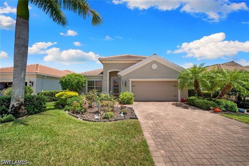 3 bedroom SingleFamilyResidence at 14686 Sonoma Blvd, Reflection Lakes Of Naples, Naples — photo 2