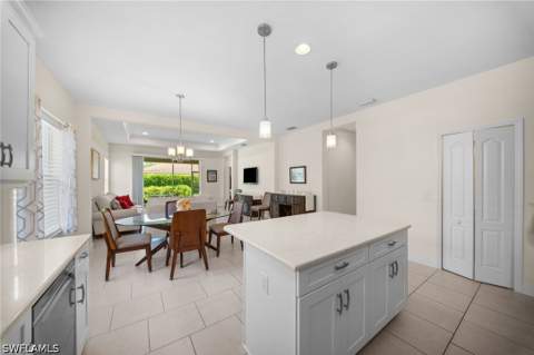 14686 Sonoma Blvd, Naples FL - photo 7 of 37