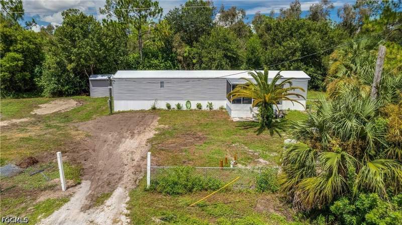 2 bedroom ManufacturedHome at 8352 Barbie Ln, Suncoast Estates Unrec, North Fort Myers — photo 2