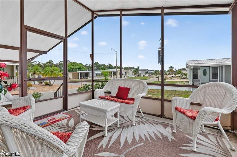 2 bedroom ManufacturedHome at 319 Shrub Ln S, Forest Park Mobile Home, North Fort Myers — photo 4