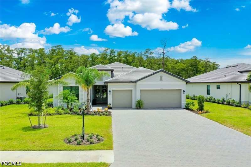 3 bedroom SingleFamilyResidence at 19070 Hinkley Dr, Verdana Village, Estero — photo 1