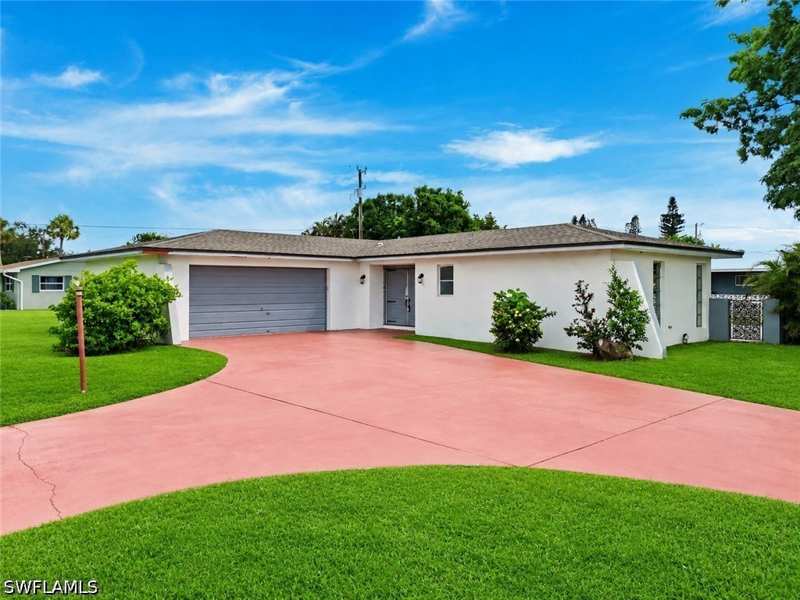 3 bedroom SingleFamilyResidence at 1681 Country Club Pkwy, Lehigh Acres, Lehigh Acres — photo 1