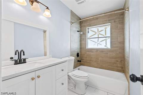 1681 Country Club Pkwy, Lehigh Acres FL - photo 18 of 24