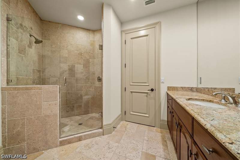 5 bedroom SingleFamilyResidence at 3111 Leeward Ln, Moorings, Naples — photo 3
