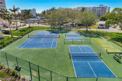 1 Bluebill Ave 108, Naples FL - photo 23 of 33