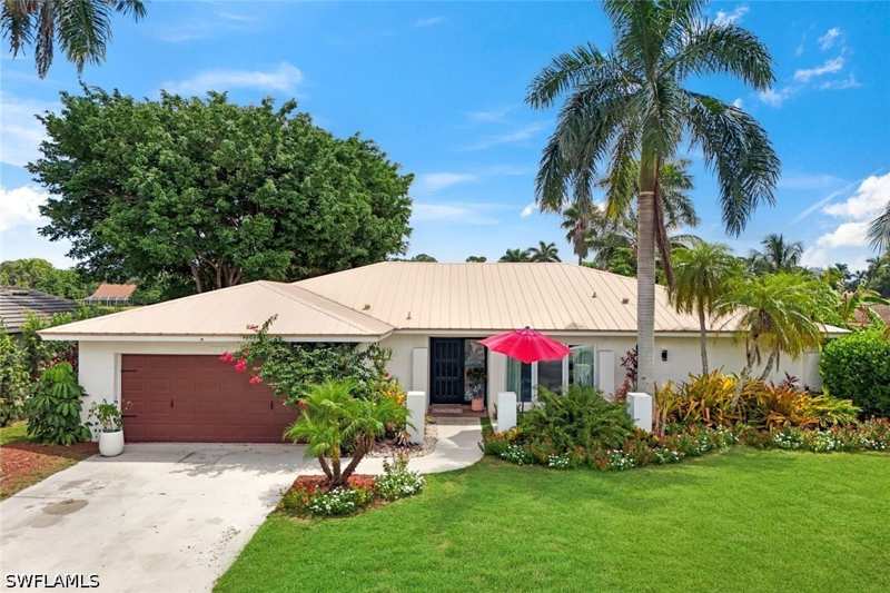 3 bedroom SingleFamilyResidence at 391 Torrey Pines Pt, Torrey Pines, Naples — photo 1