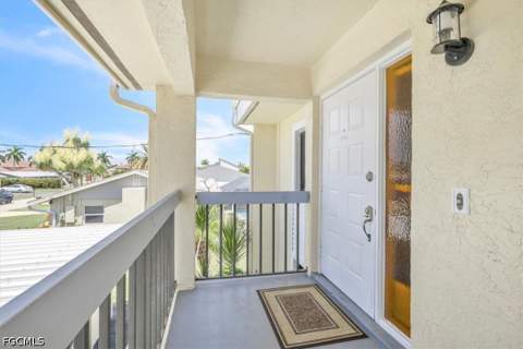 3631 SE 10th Ave 201, Cape Coral FL - photo 8 of 40
