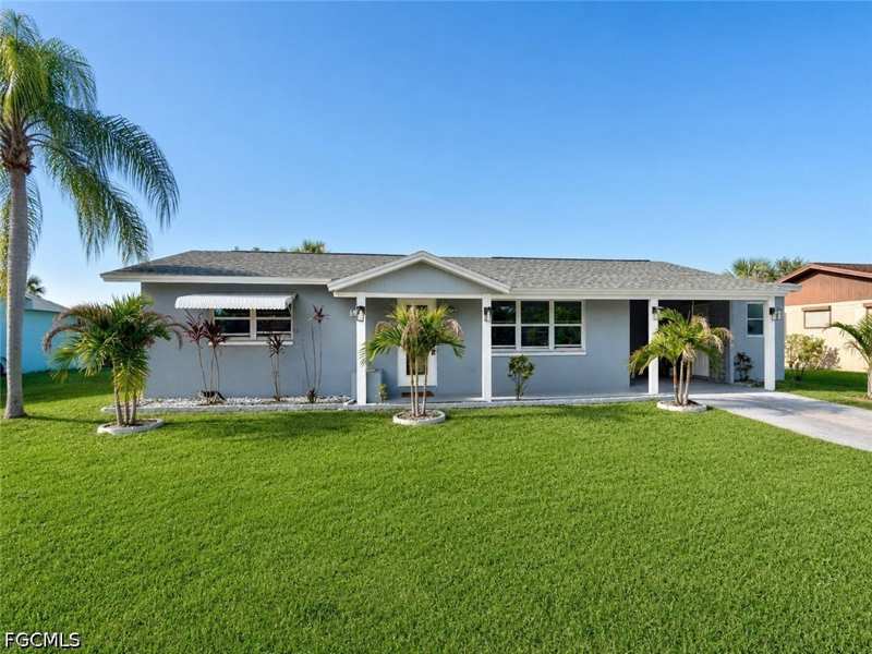 2 bedroom SingleFamilyResidence at 1314 Farmdale St, Wedgewood, Lehigh Acres — photo 1