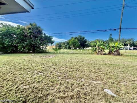 1314 Farmdale St, Lehigh Acres FL - photo 6 of 31