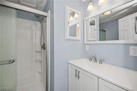 260 Caravan Cir, North Fort Myers FL - photo 17 of 39