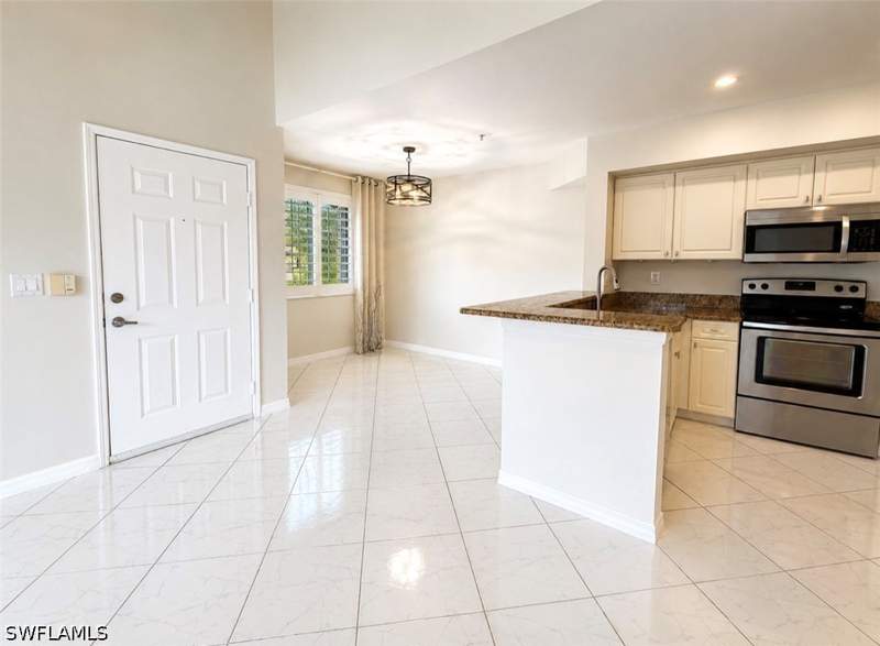 1 bedroom Condominium at 1265 Wildwood Lakes Blvd 201, The Enclave At Naples, Naples — photo 3