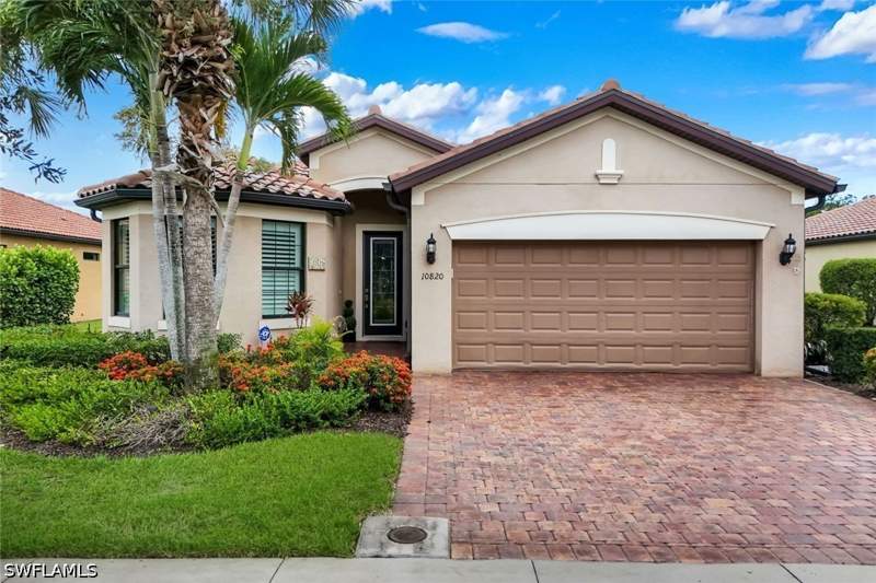 3 bedroom SingleFamilyResidence at 10820 Rutherford Rd, Bridgetown, Fort Myers — photo 3