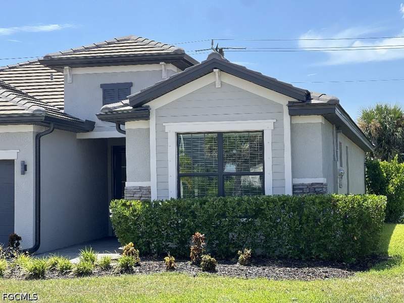 3 bedroom SingleFamilyResidence at 11368 Canopy Loop, Timber Creek, Fort Myers — photo 2